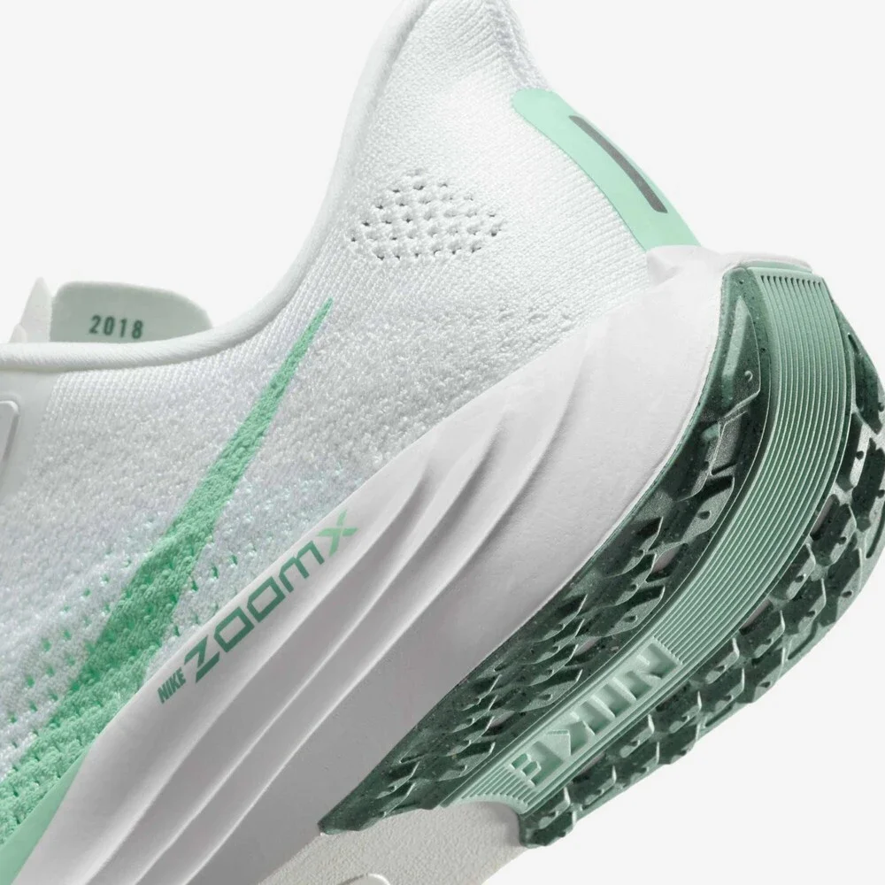 Nike Pegasus Plus FQ7261-103 Sneakers Women's 9 White Mint Running Shoes LIQ1678